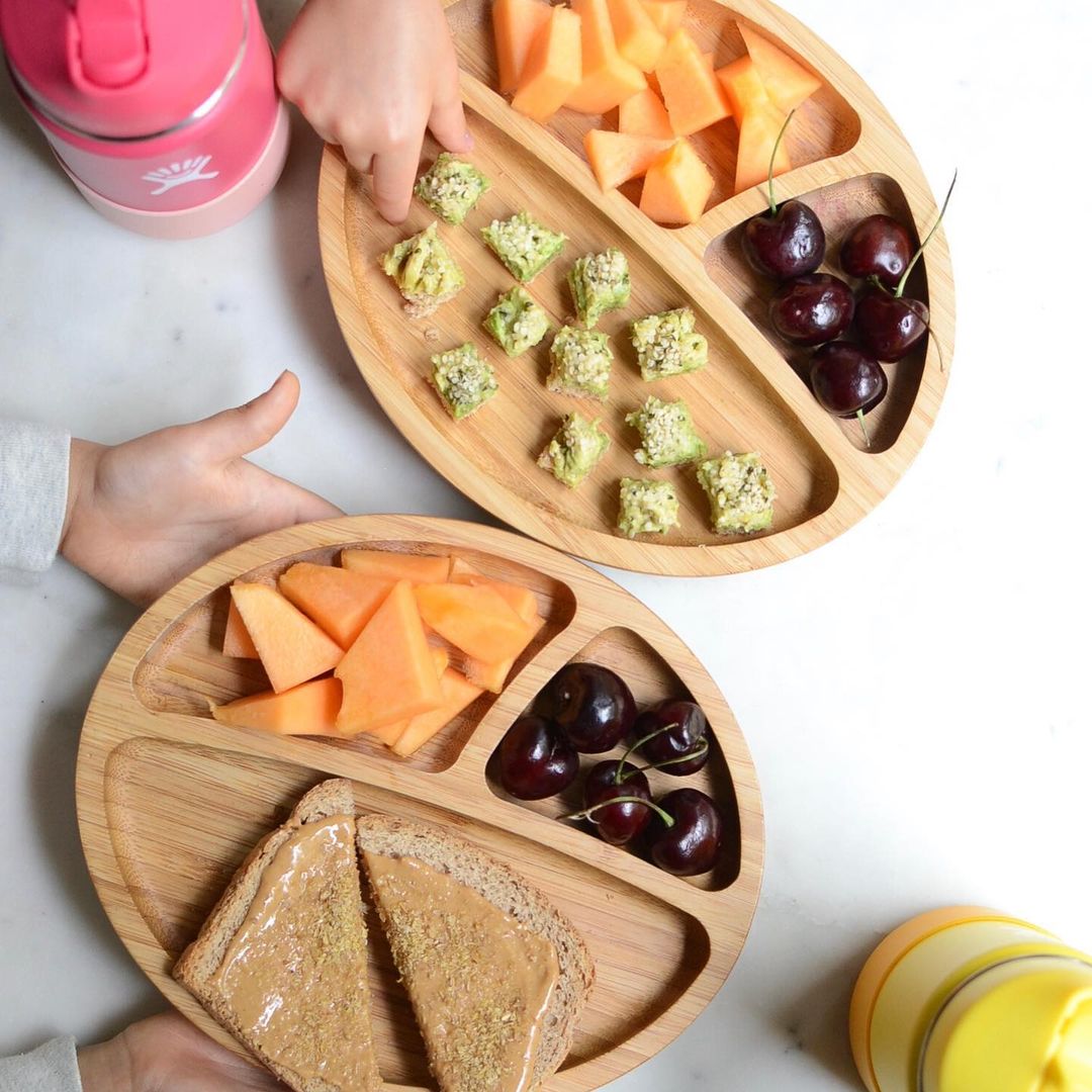 Bowls vs. Plates: What Is Better for Babies? - Avanchy Sustainable Baby Dishware