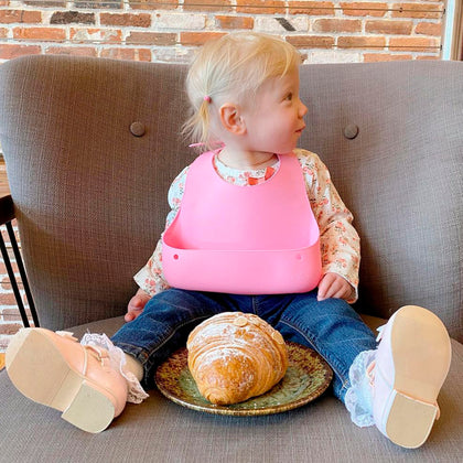 Roll & Go Silicone Bib + Spoon